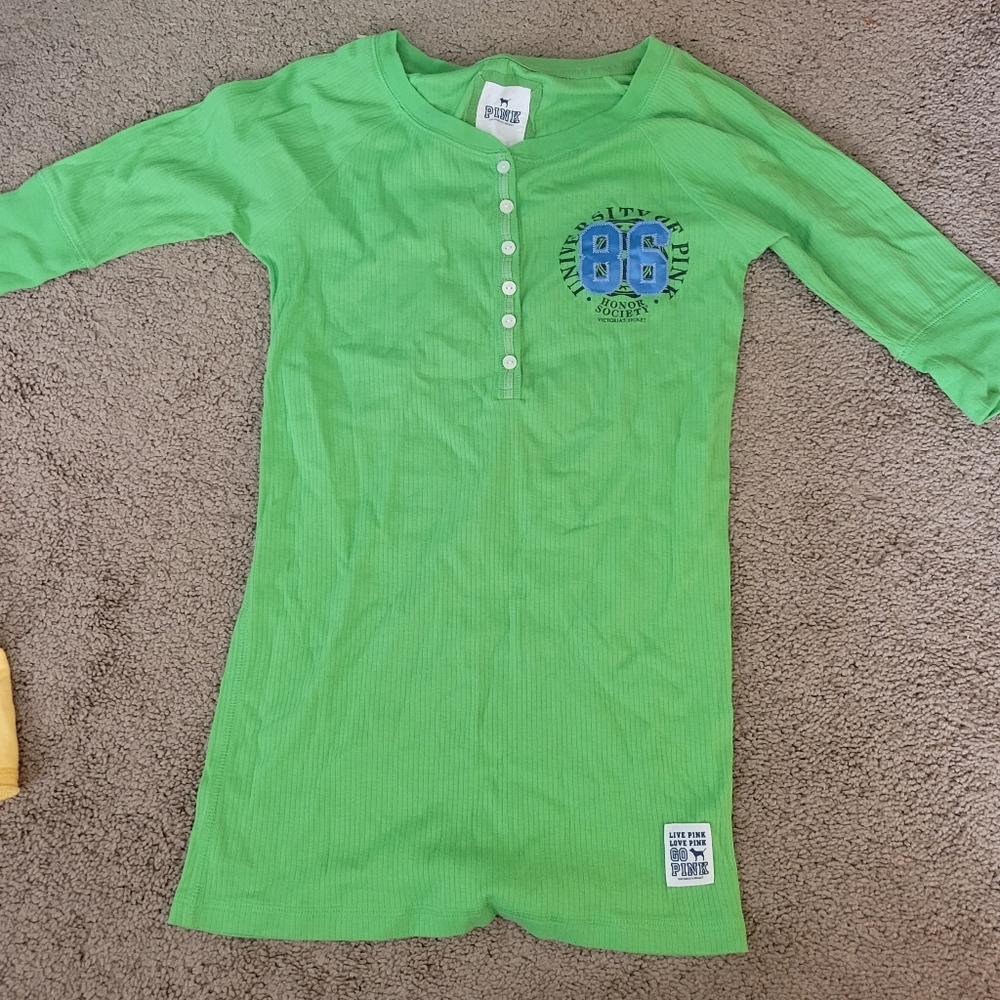PINK Victoria's Secret Lime Green Henley with Blue Capri Sweatpants - Picture 5 of 6